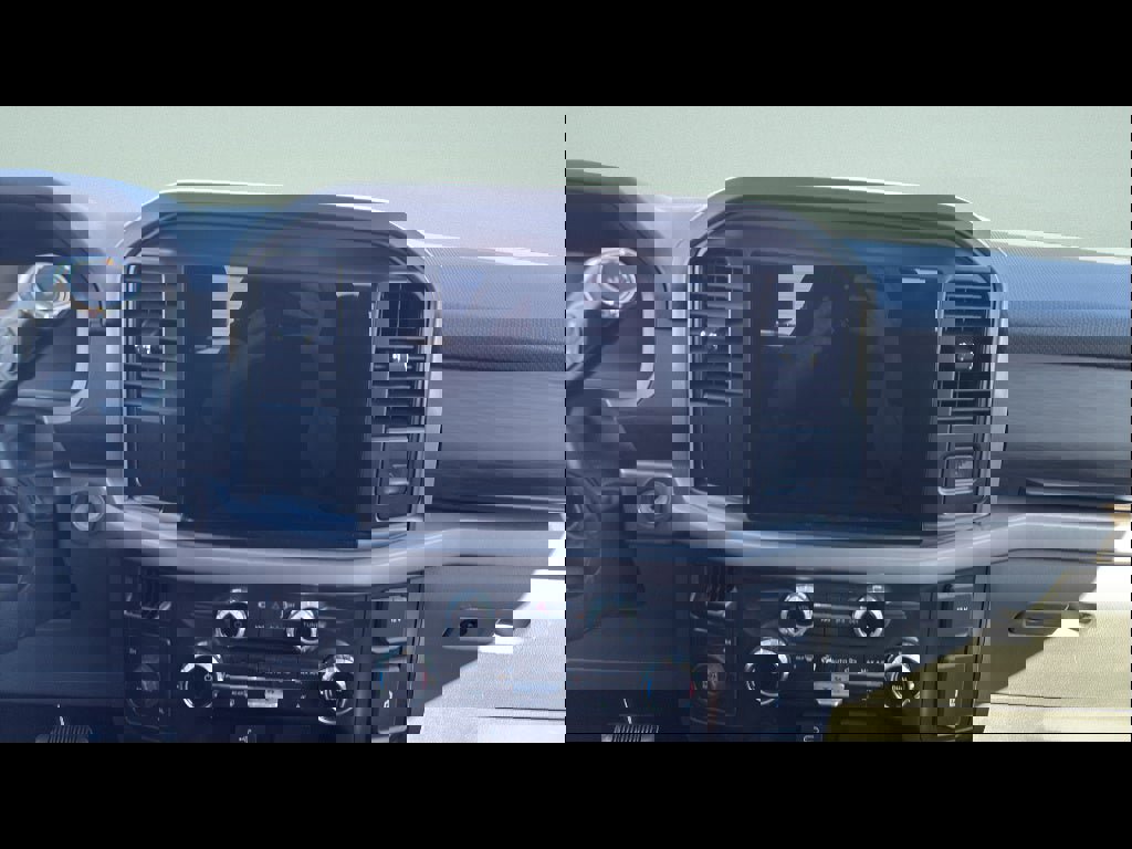 Used 2025 Ford F150 XLT w/ Equipment Group 301A Standard image 16