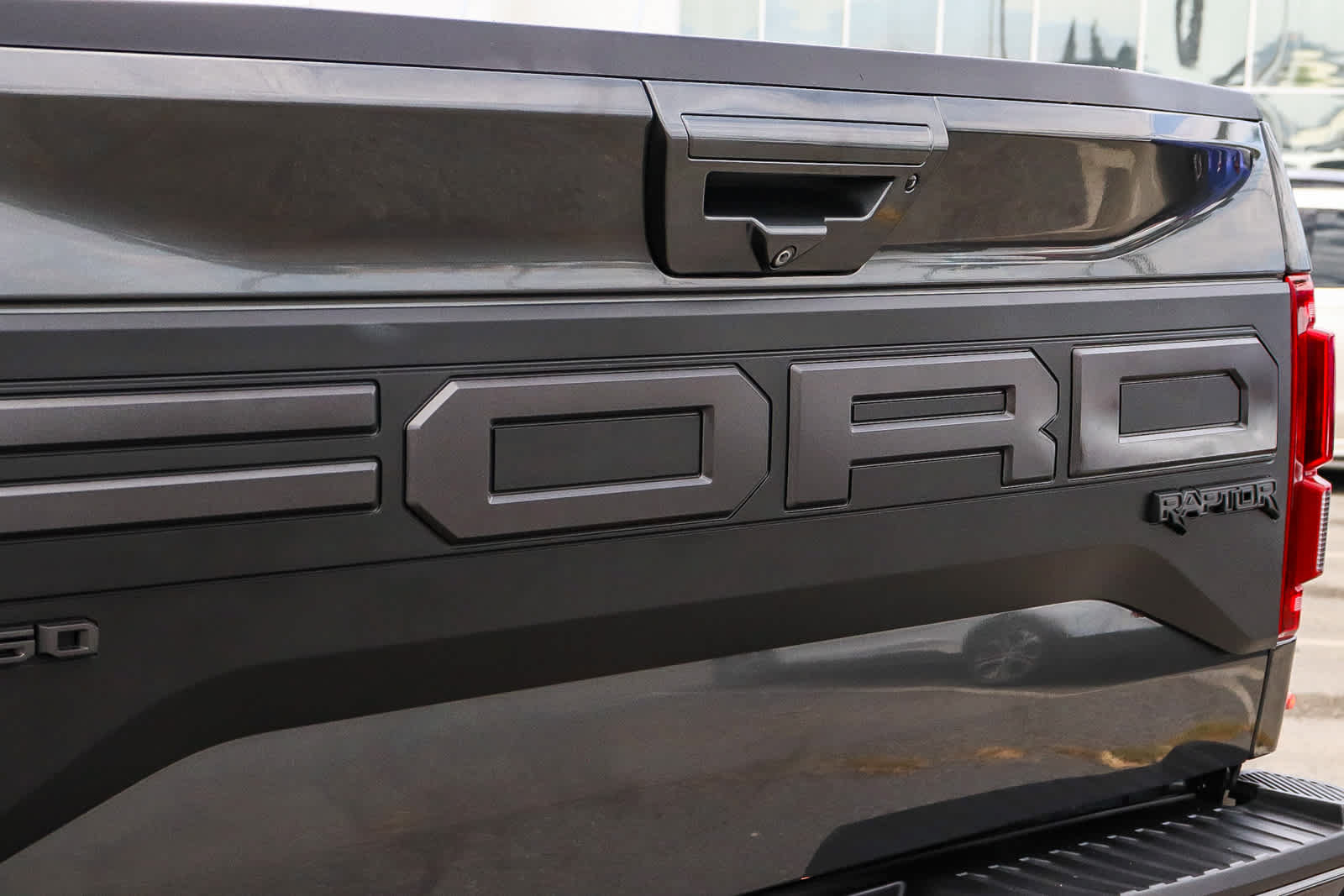 Used 2019 Ford F150 Raptor w/ Equipment Group 802A Luxury AWD/4WD image 16