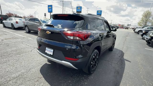 Used 2023 Chevrolet TrailBlazer LT w/ Convenience Package AWD/4WD image 8