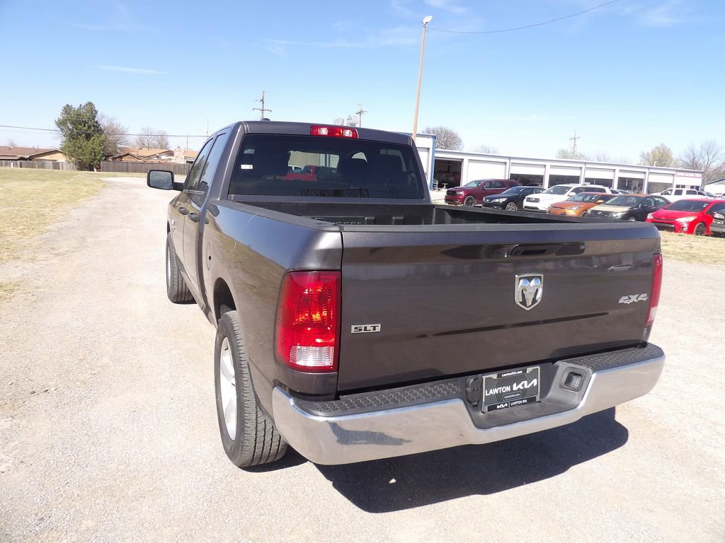 Used 2024 RAM 1500 Classic SLT AWD/4WD image 9