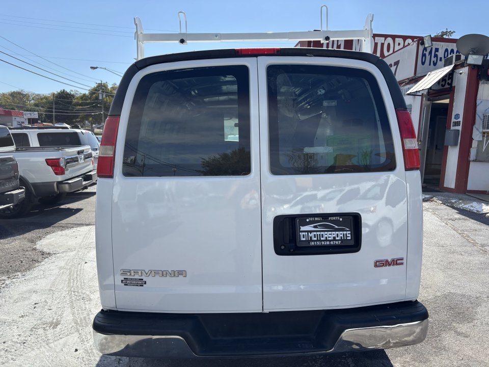 Used 2018 GMC Savana 2500 w/ Driver Convenience Package RWD image 4