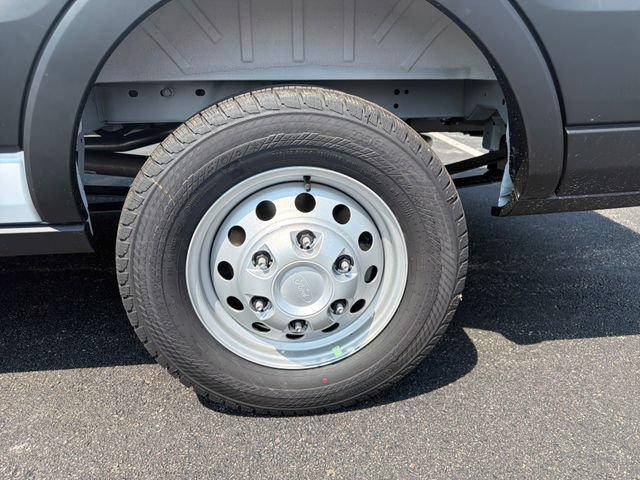 New 2026 Ford Transit 250 Low Roof AWD image 18