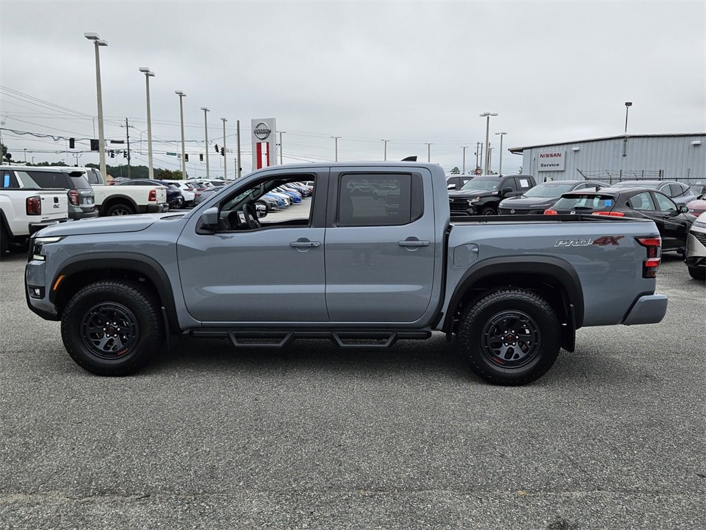 New 2025 Nissan Frontier PRO-4X w/ Pro Premium Package image 2