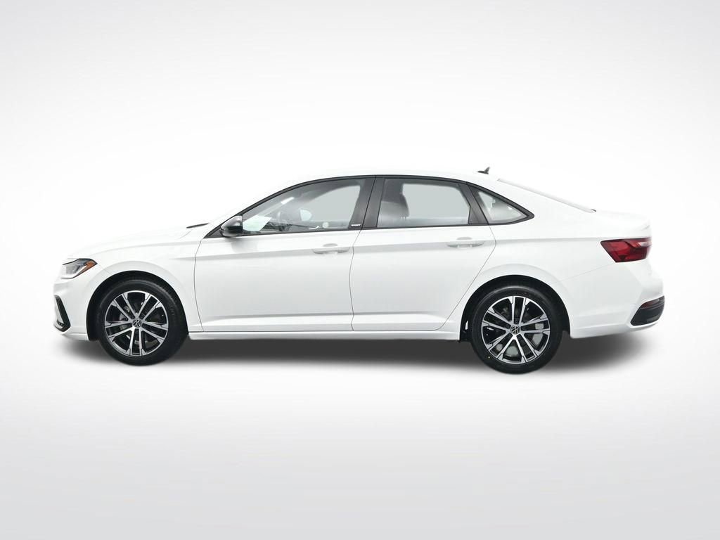 Used 2025 Volkswagen Jetta Sport FWD image 10