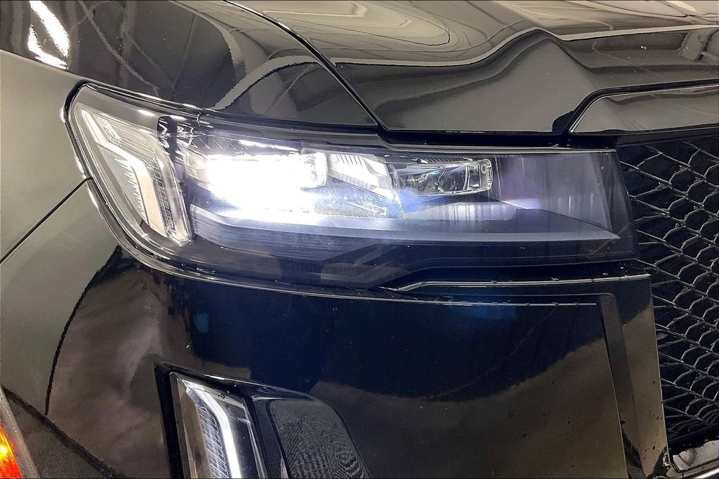 Used 2024 Cadillac Escalade ESV Sport Platinum image 42