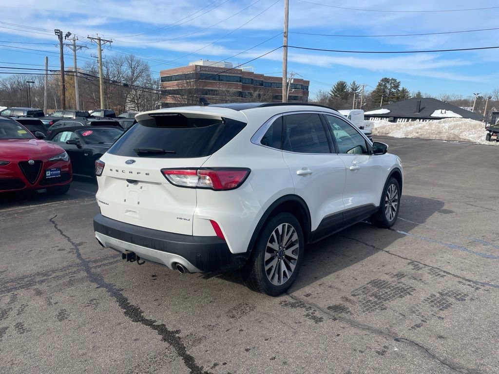 Used 2022 Ford Escape Titanium w/ Class II Trailer Tow Package image 6