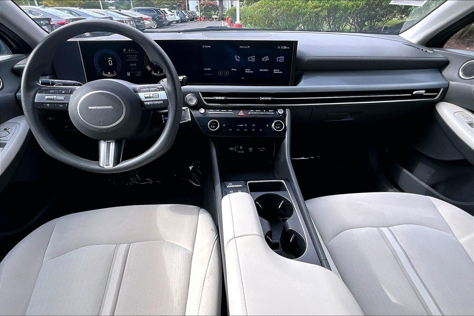 Used 2025 Hyundai Sonata SEL FWD image 13
