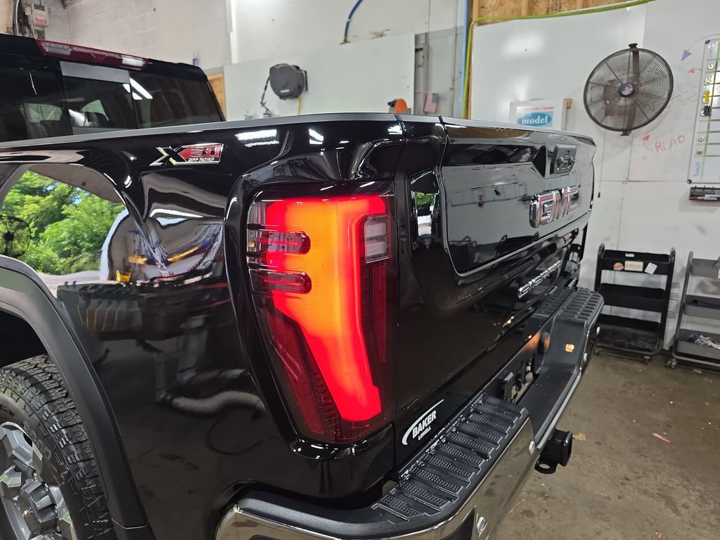 New 2026 GMC Sierra 2500 SLT AWD/4WD image 35