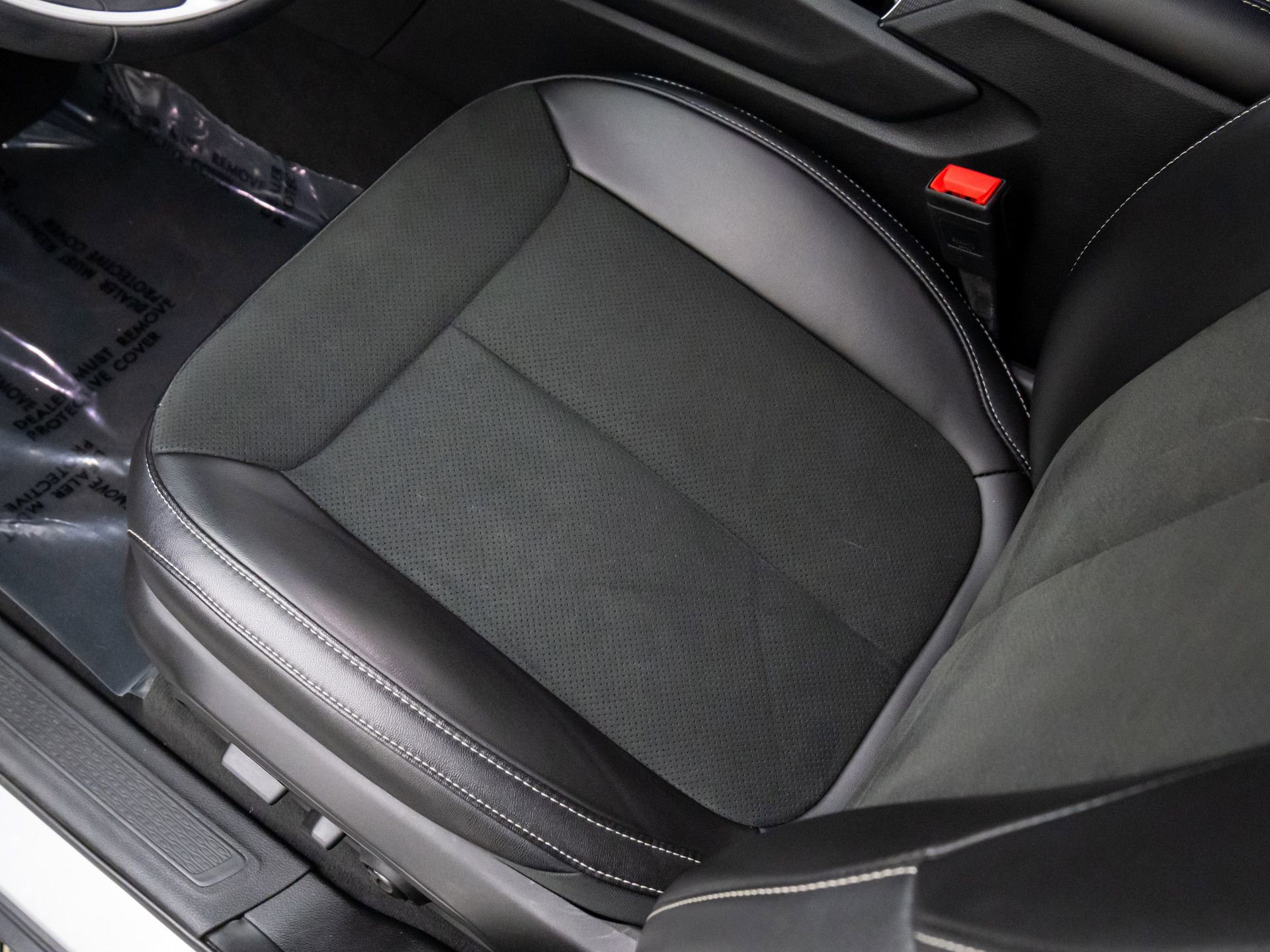 Used 2024 Jeep Grand Cherokee Altitude image 15