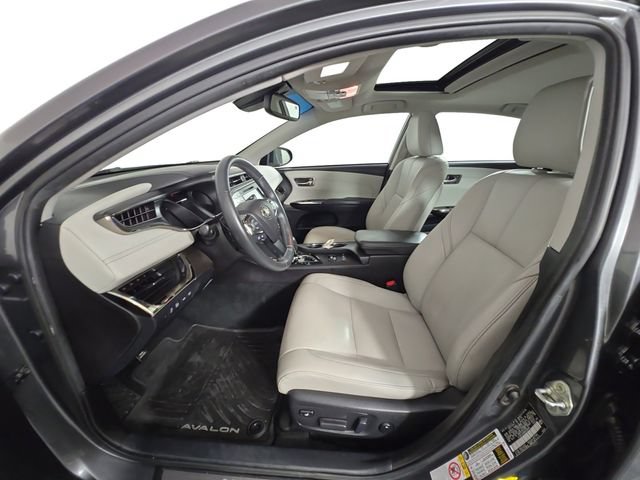 Used 2016 Toyota Avalon Limited FWD image 9