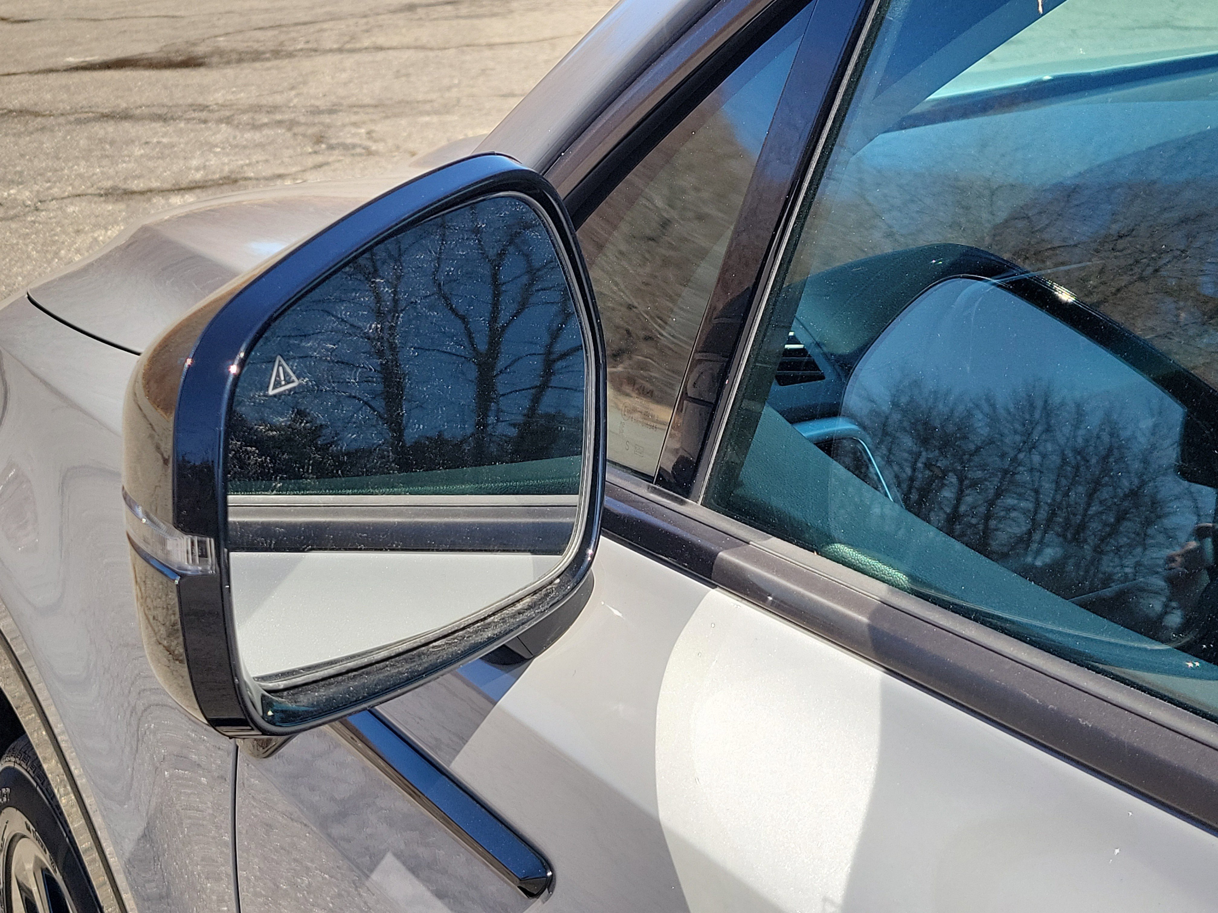 Used 2023 Kia Sorento SX image 10