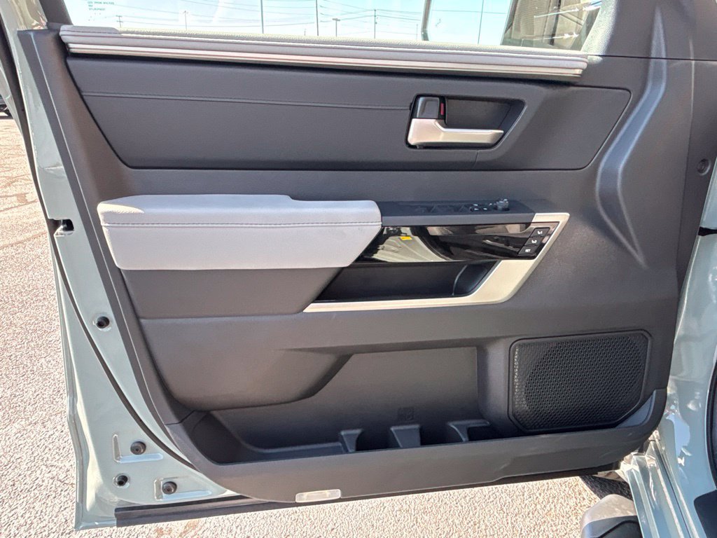 New 2026 Toyota Tundra Limited AWD/4WD image 7