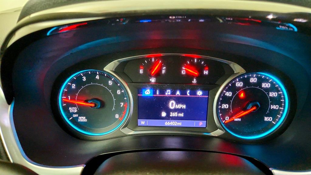 Used 2020 Chevrolet Traverse LT image 14