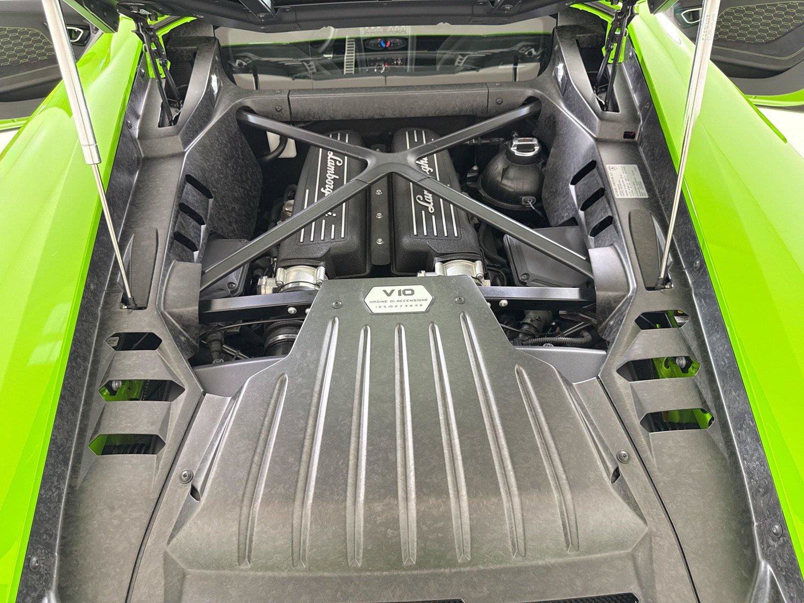 Used 2017 Lamborghini Huracan LP 580-2 RWD image 23
