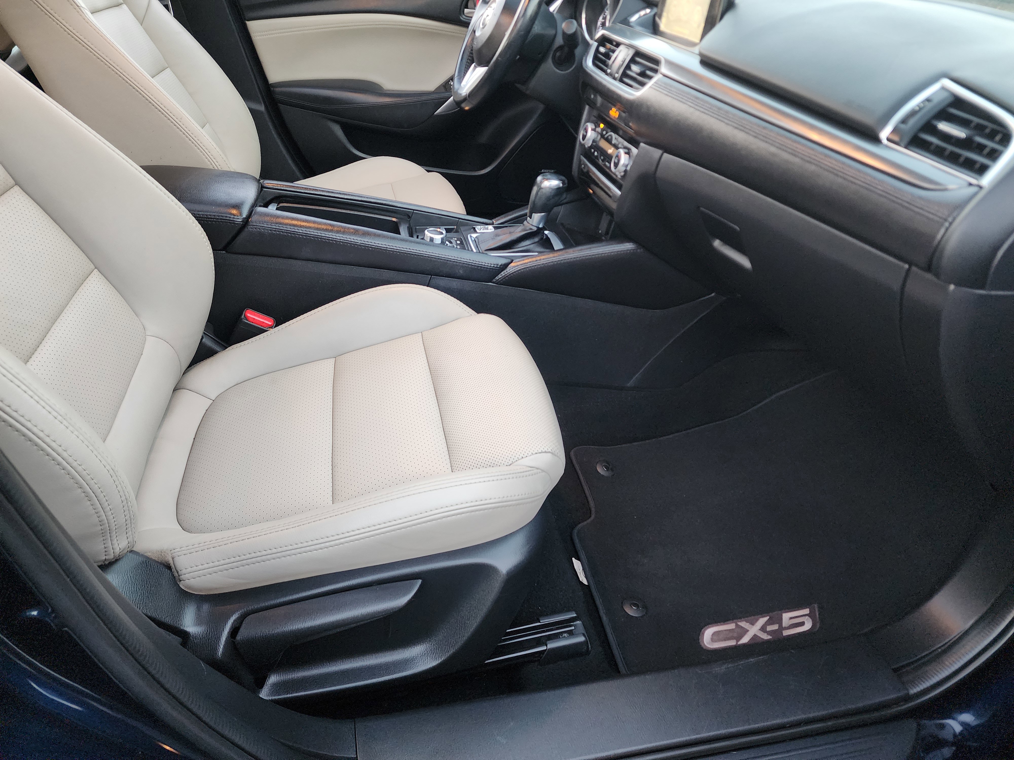 Used 2016 MAZDA MAZDA6 Touring w/ Touring Technology Package image 13