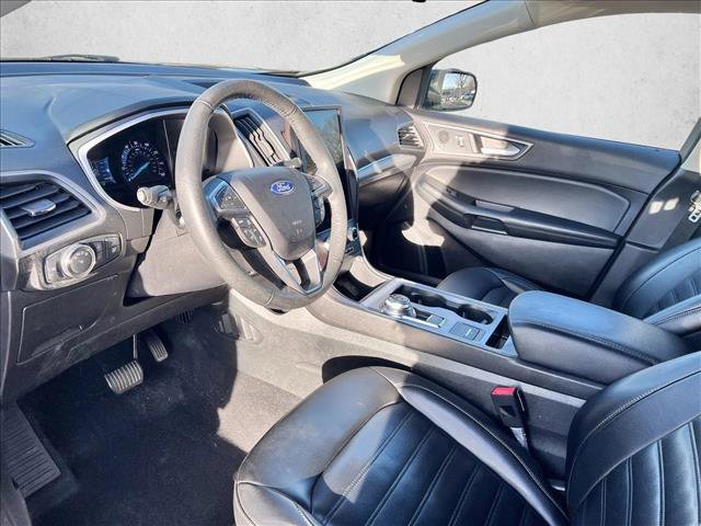 Used 2021 Ford Edge SEL w/ Convenience Package image 7