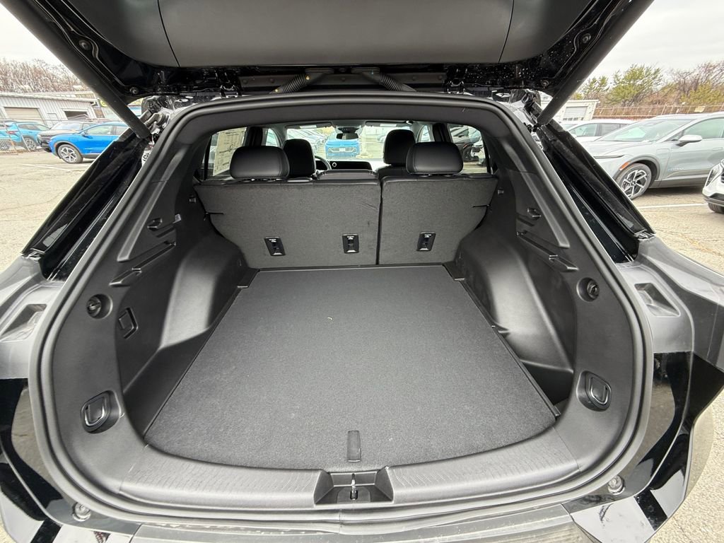 New 2026 Chevrolet Equinox EV LT image 23