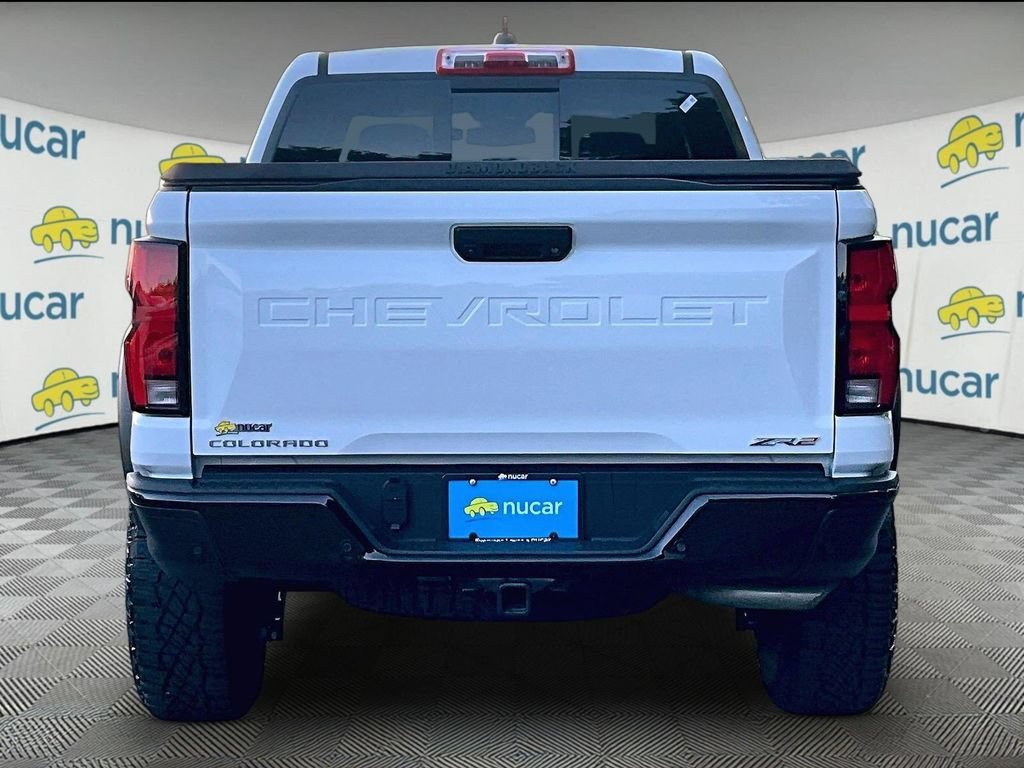 Used 2024 Chevrolet Colorado ZR2 w/ ZR2 Convenience Package III AWD/4WD image 5