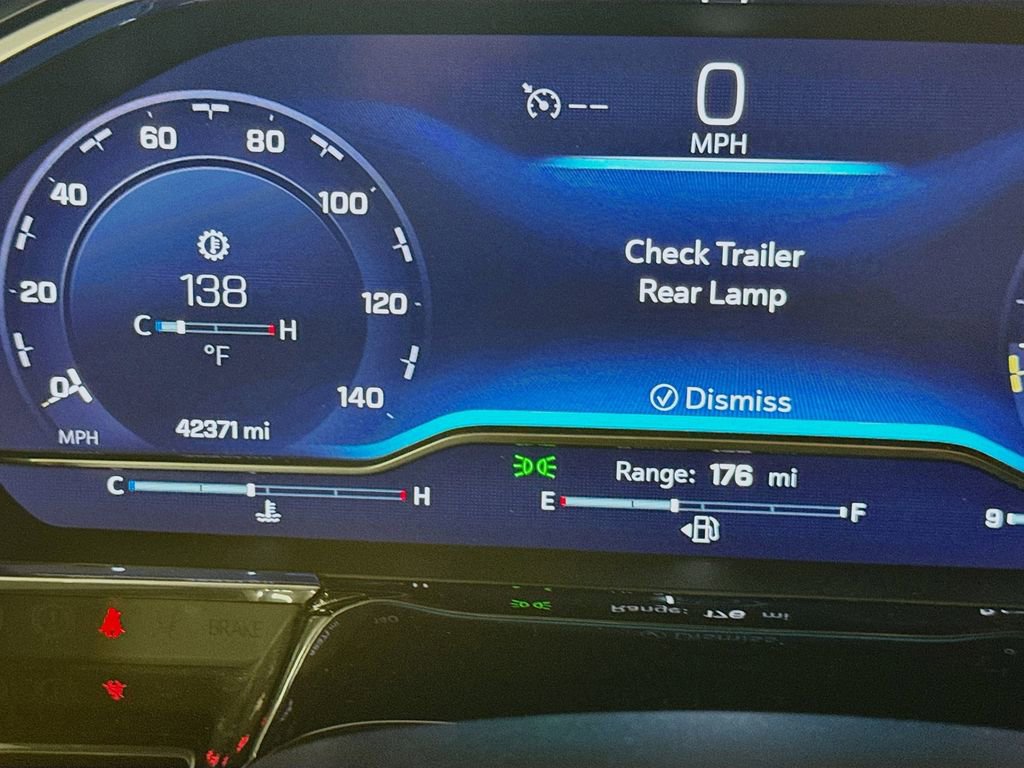 Used 2023 Chevrolet Silverado 1500 LT w/ Z71 Off-Road Package image 13