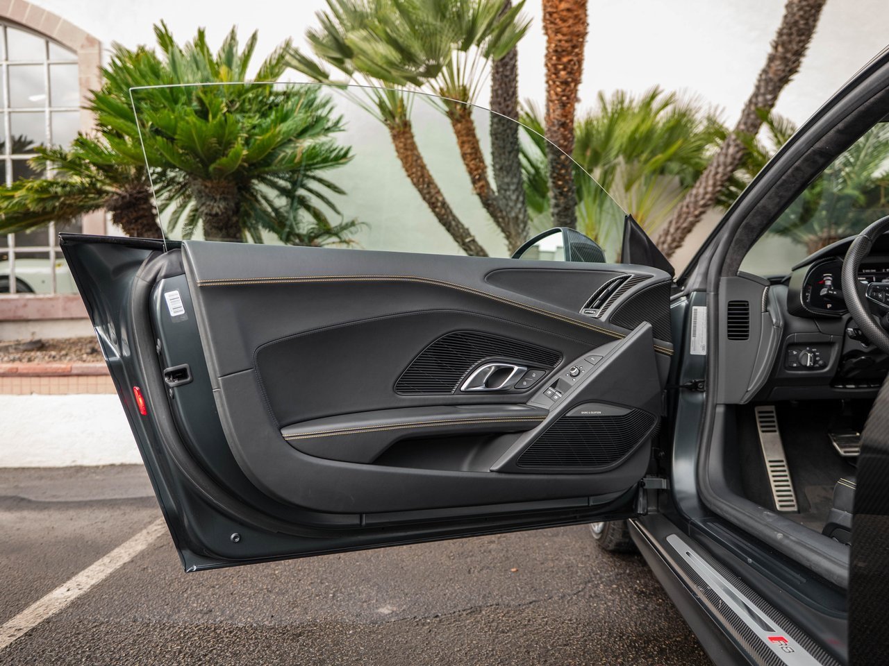 Used 2017 Audi R8 V10 plus image 30