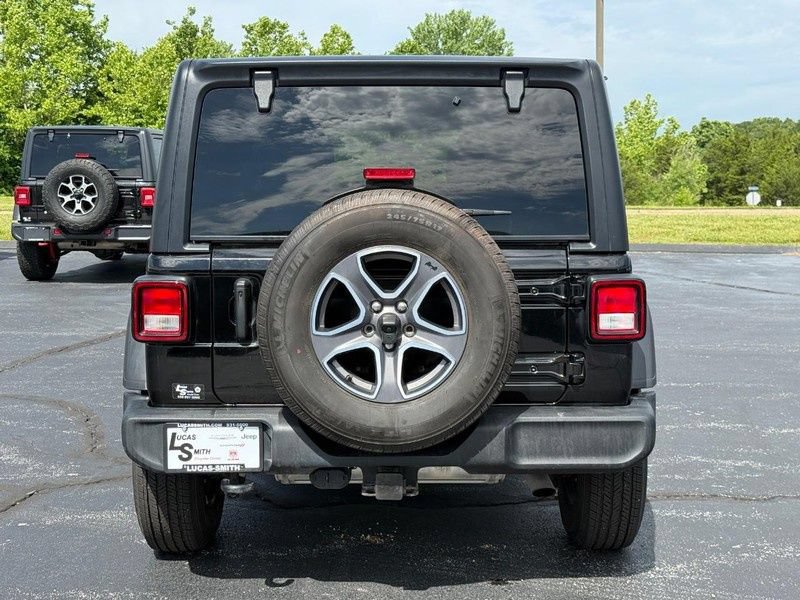 Used 2023 Jeep Wrangler Unlimited Sport AWD/4WD image 5