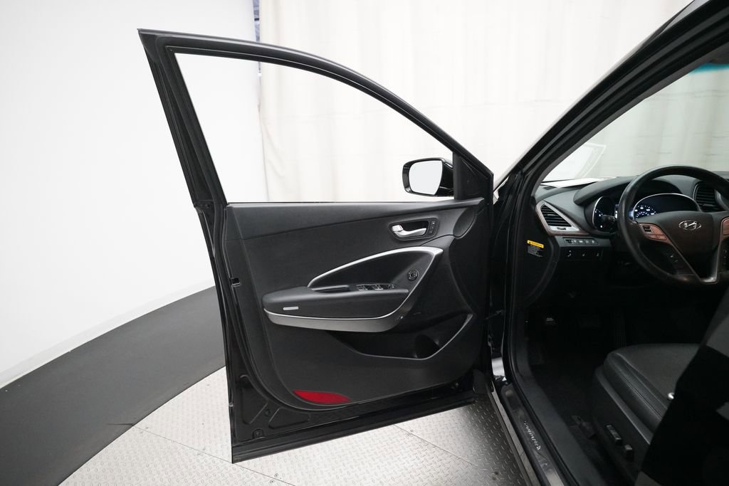 Used 2018 Hyundai Santa Fe Sport AWD/4WD image 30