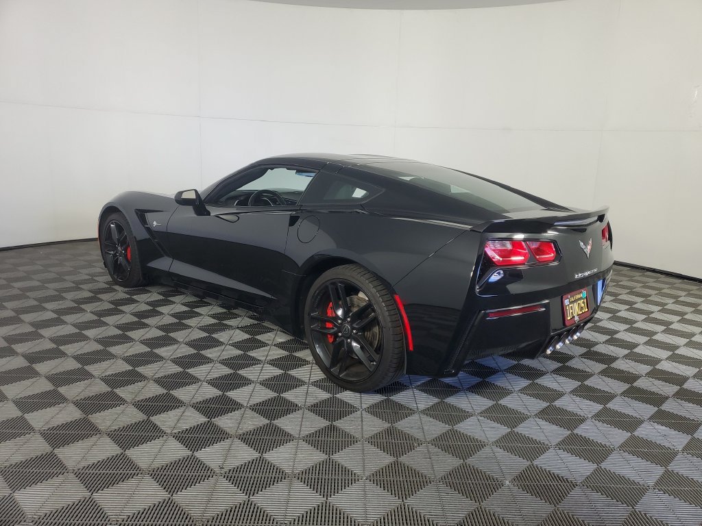 Used 2016 Chevrolet Corvette Stingray Coupe RWD image 6