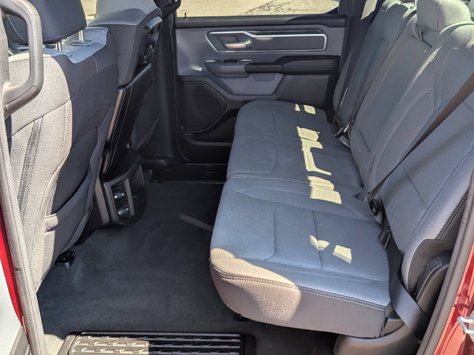 Used 2022 RAM 1500 Big Horn AWD/4WD image 13