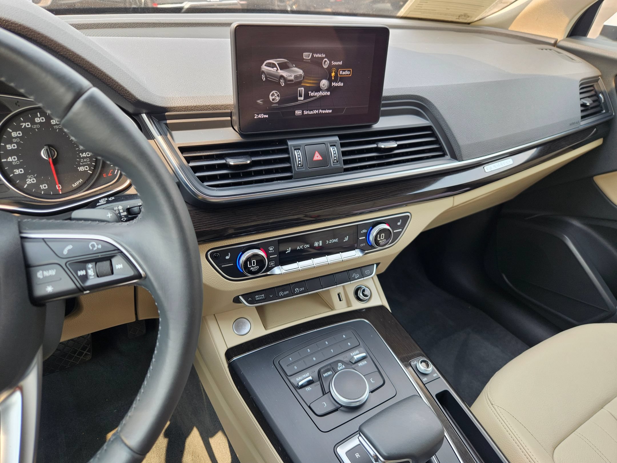 Used 2019 Audi Q5 2.0T Premium w/ Convenience Package AWD/4WD image 21