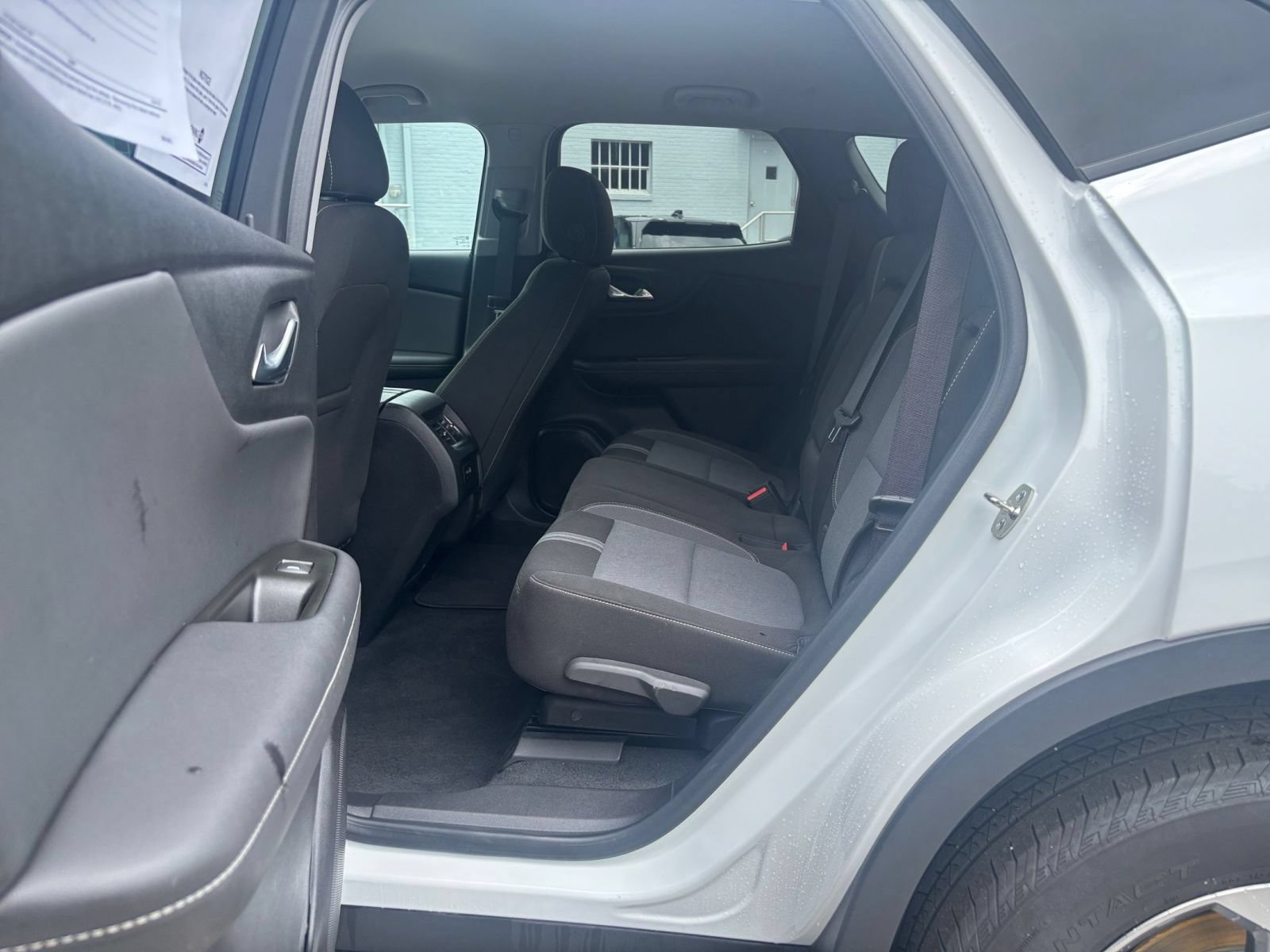 Used 2025 Chevrolet Blazer LT FWD image 26