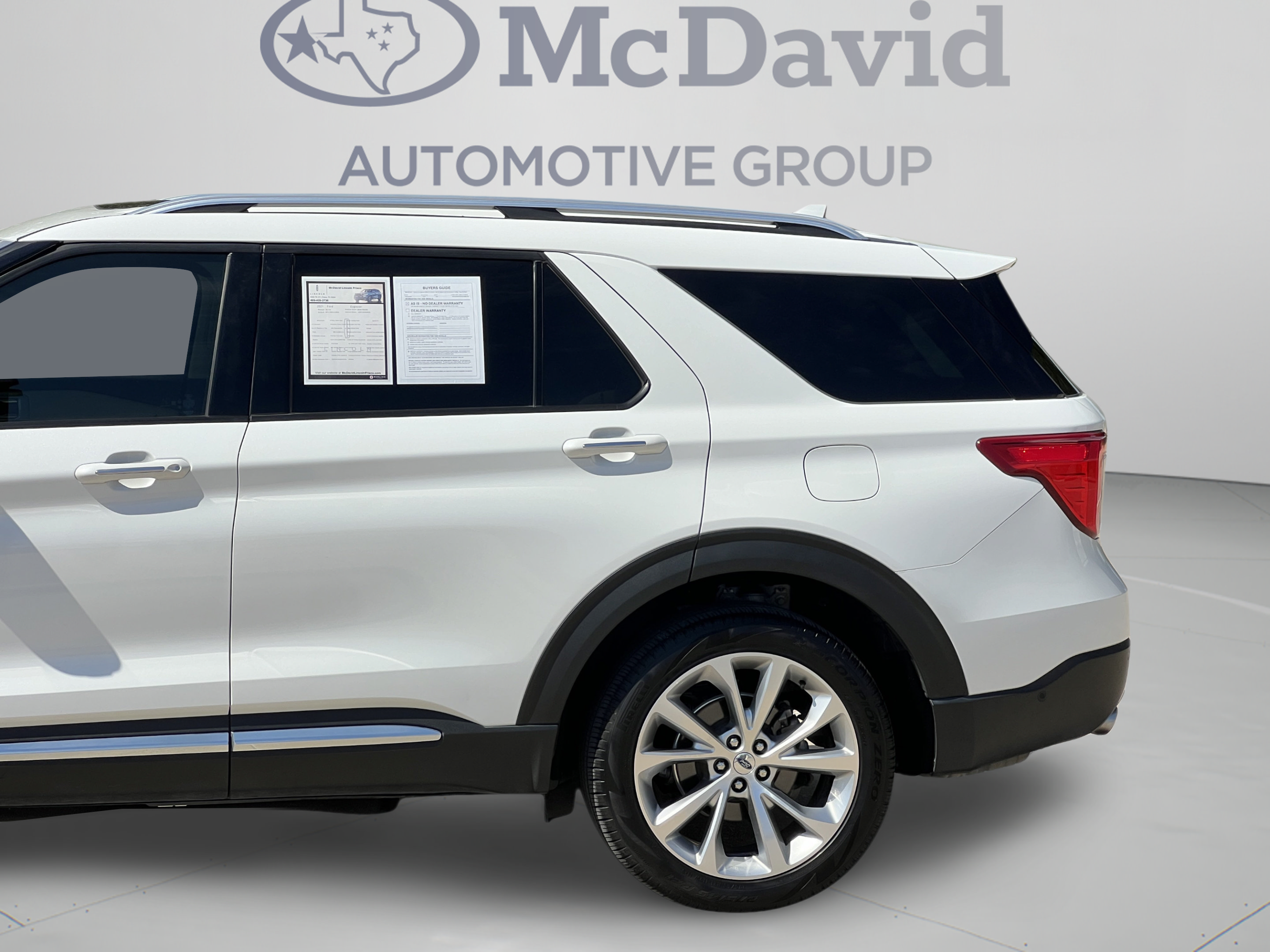 Used 2021 Ford Explorer Platinum w/ Equipment Group 601A AWD/4WD image 4