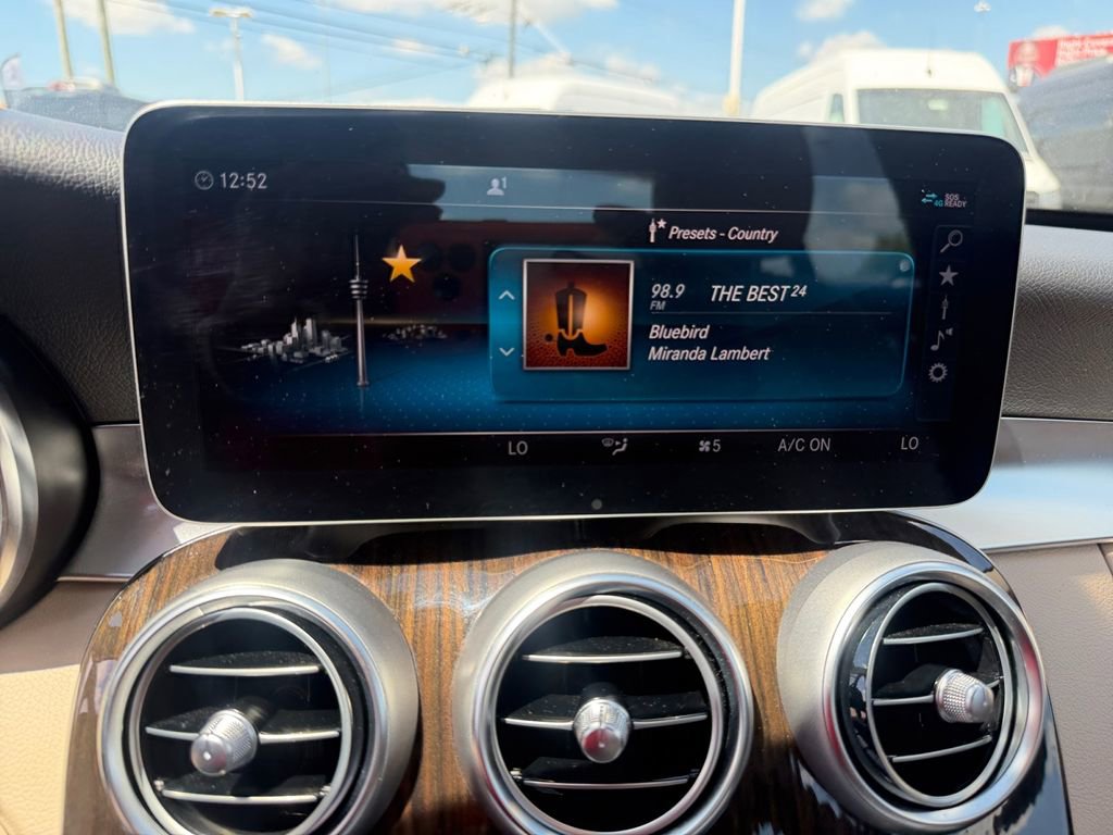 Used 2021 Mercedes-Benz C 300 Sedan image 16