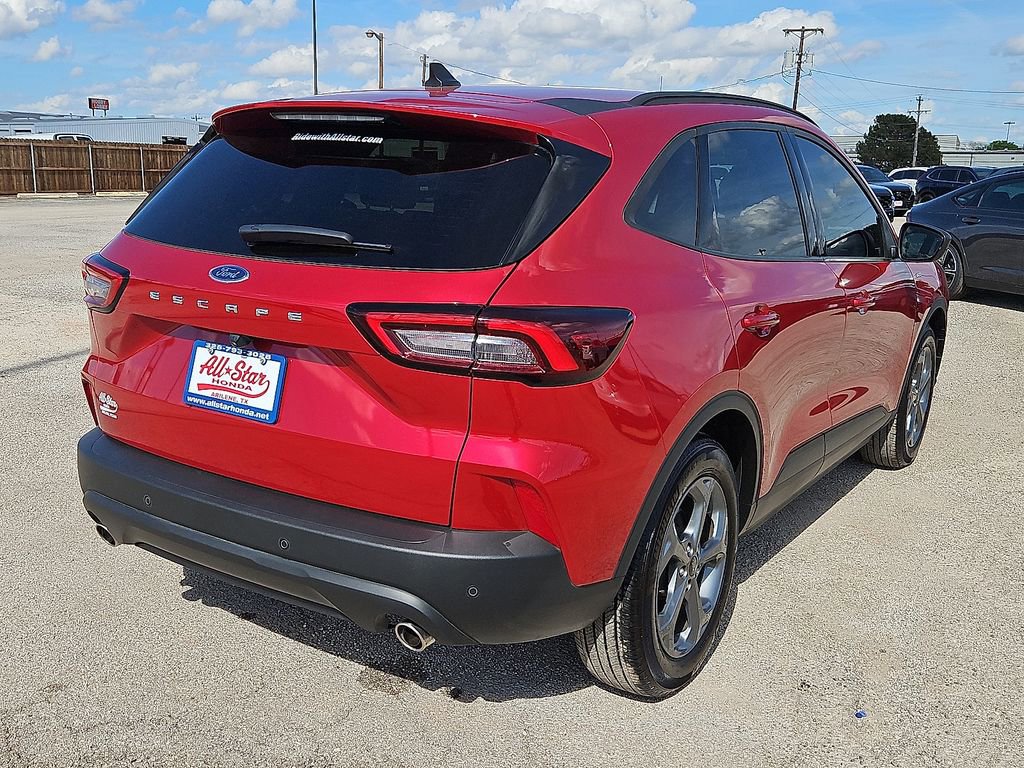 Used 2025 Ford Escape ST-Line w/ Tech Pack #1 image 7