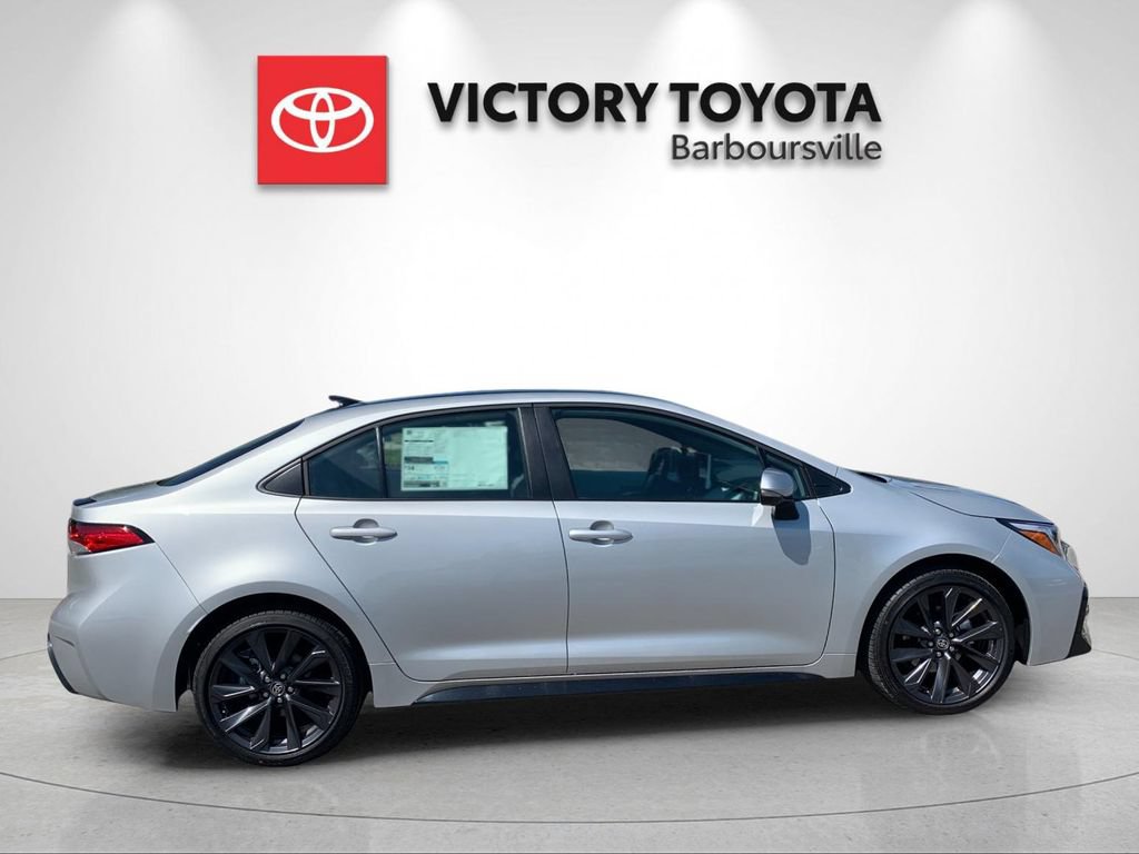 Used 2026 Toyota Corolla SE FWD image 6