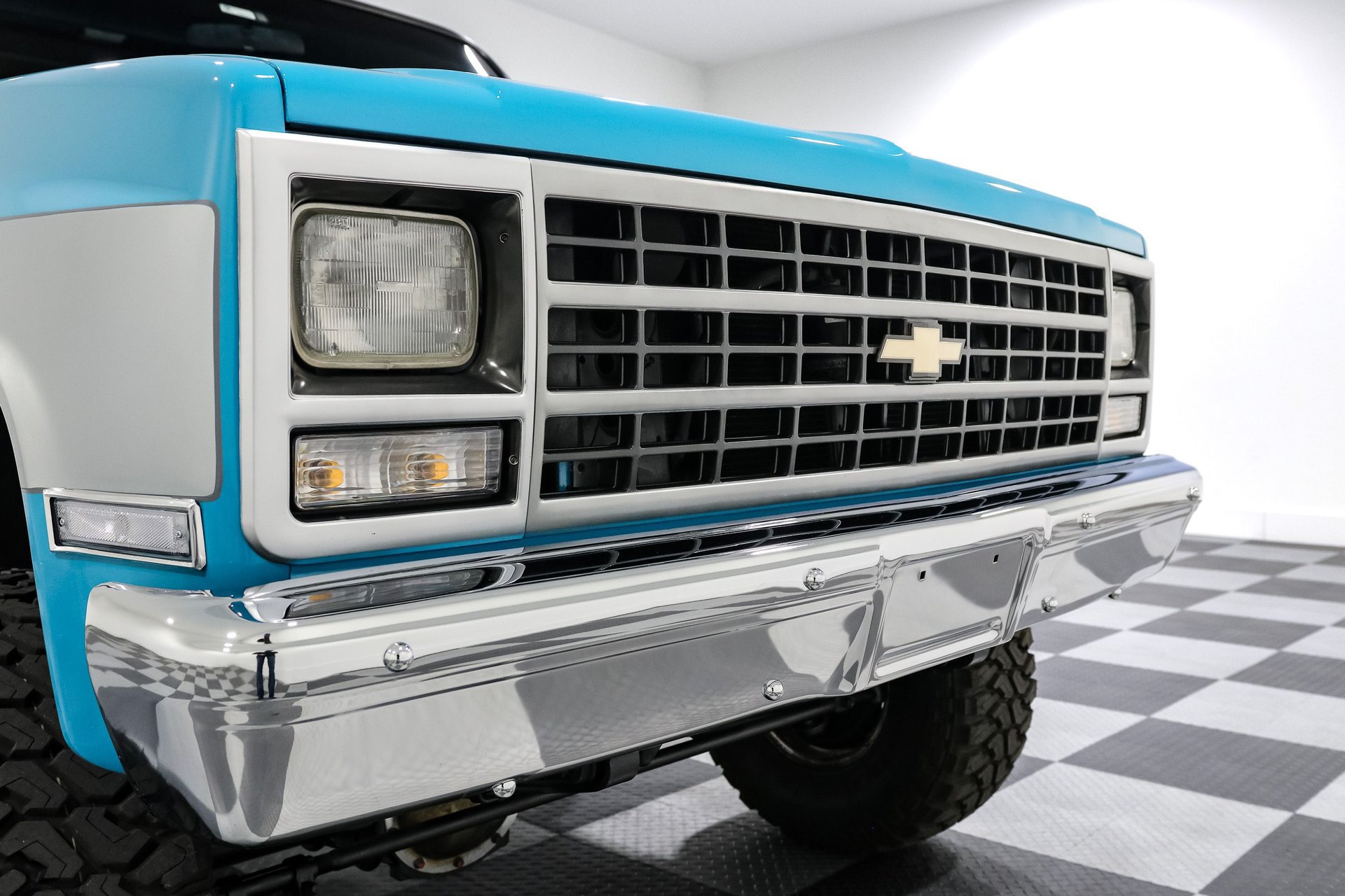Used 1990 Chevrolet Blazer 4WD image 9