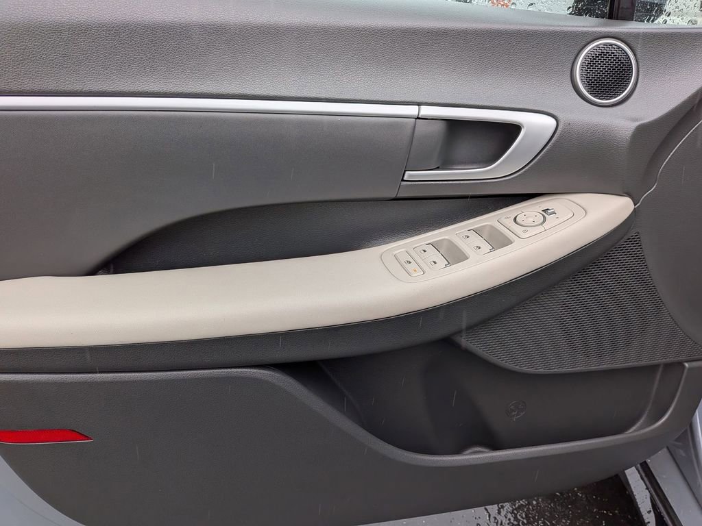 Used 2025 Hyundai Sonata SEL image 11