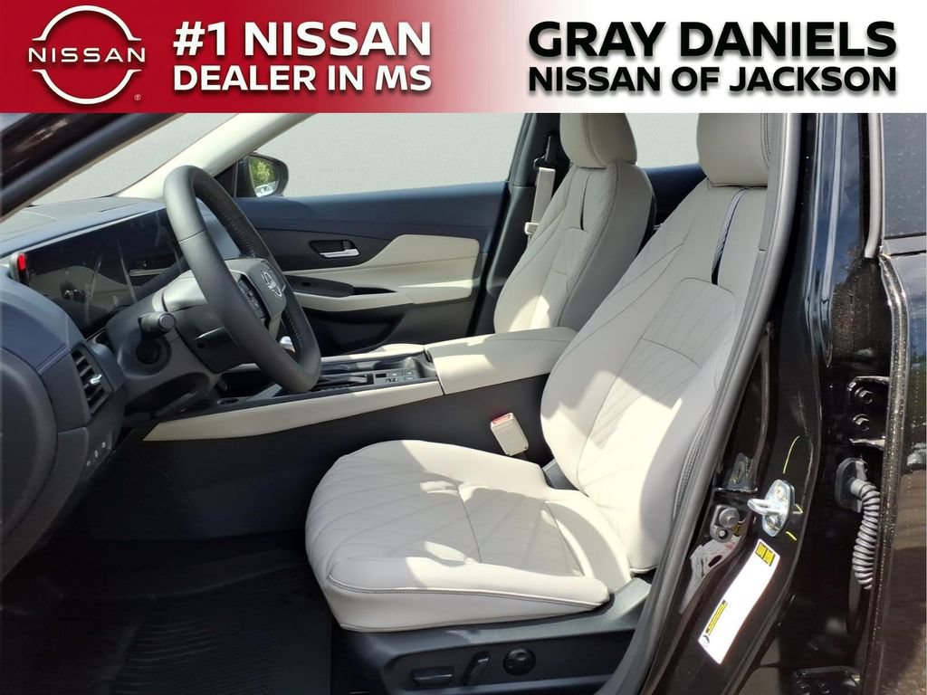 New 2026 Nissan Sentra SL w/ Floor Mat Package FWD image 23