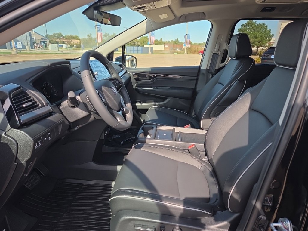 New 2026 Honda Odyssey Touring image 10