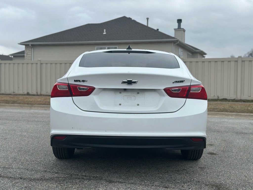 Used 2020 Chevrolet Malibu LS FWD image 5