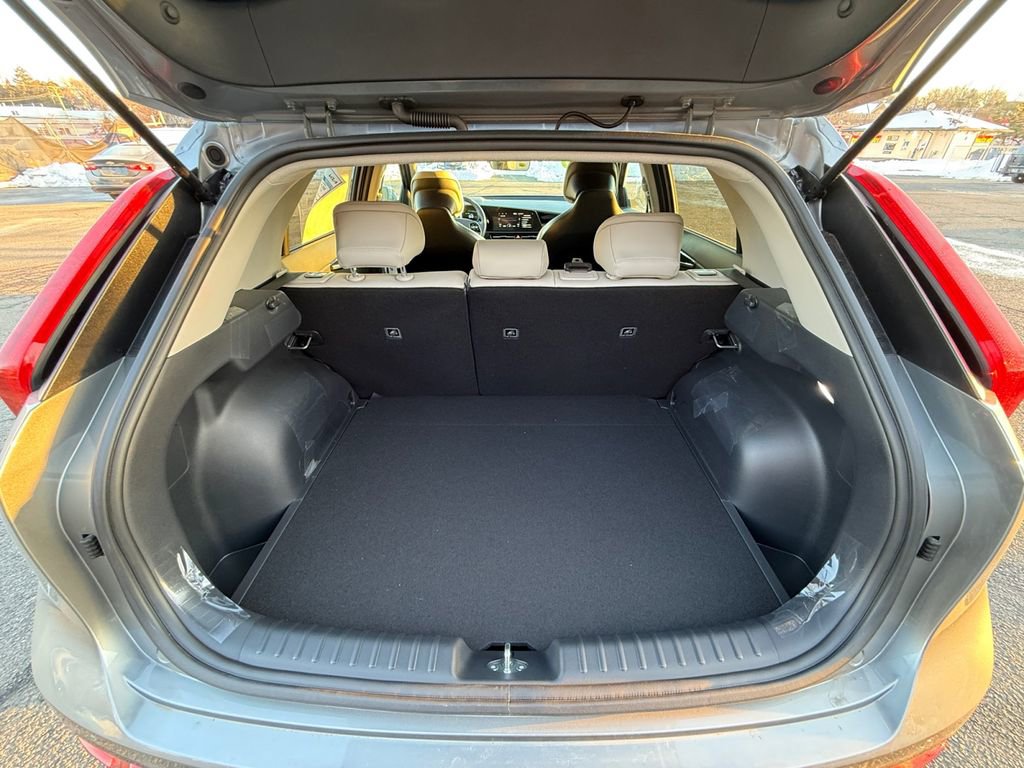 New 2025 Kia Niro EX Touring image 26