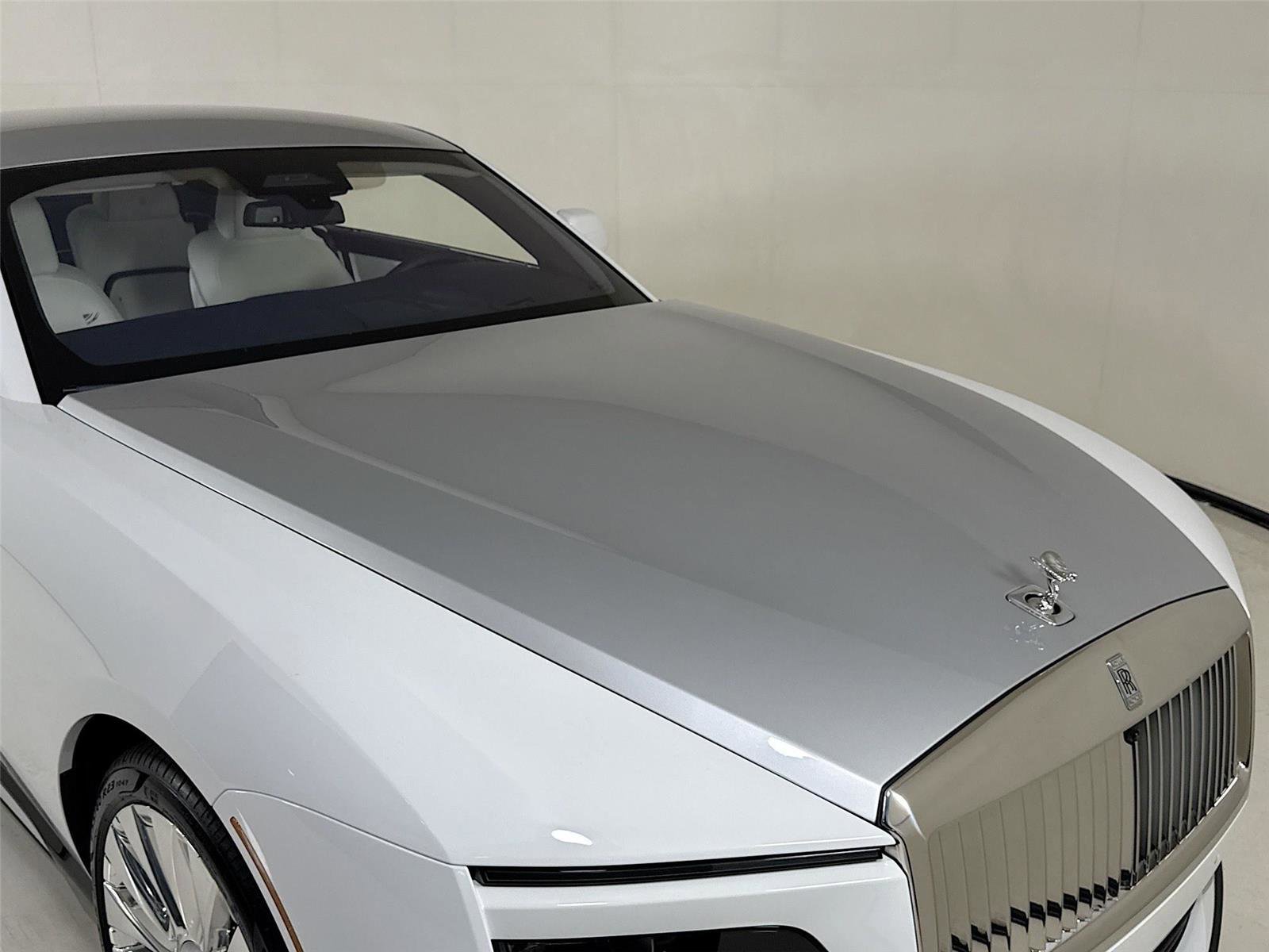 Used 2024 Rolls-Royce Spectre w/ Spectre Launch Package AWD/4WD image 36