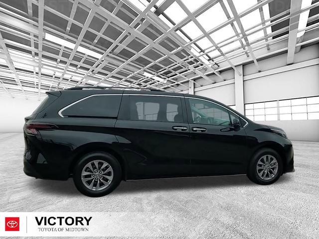 Certified 2023 Toyota Sienna XLE video 2