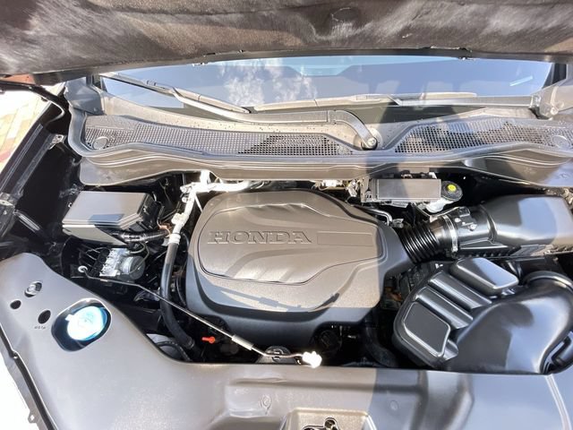 Certified 2021 Honda Ridgeline Black Edition image 24