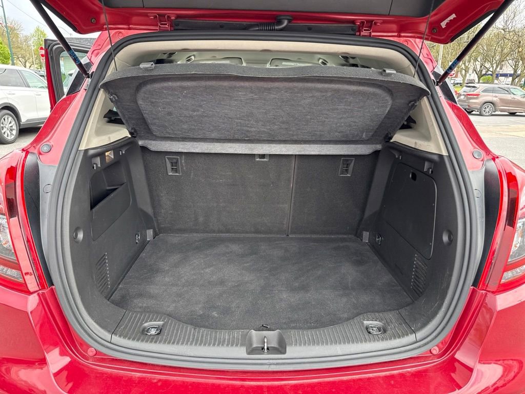 Used 2018 Buick Encore Preferred AWD/4WD image 17