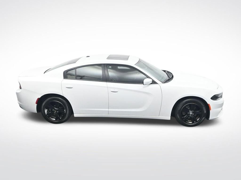 Used 2020 Dodge Charger SXT w/ Leather Interior Group image 27