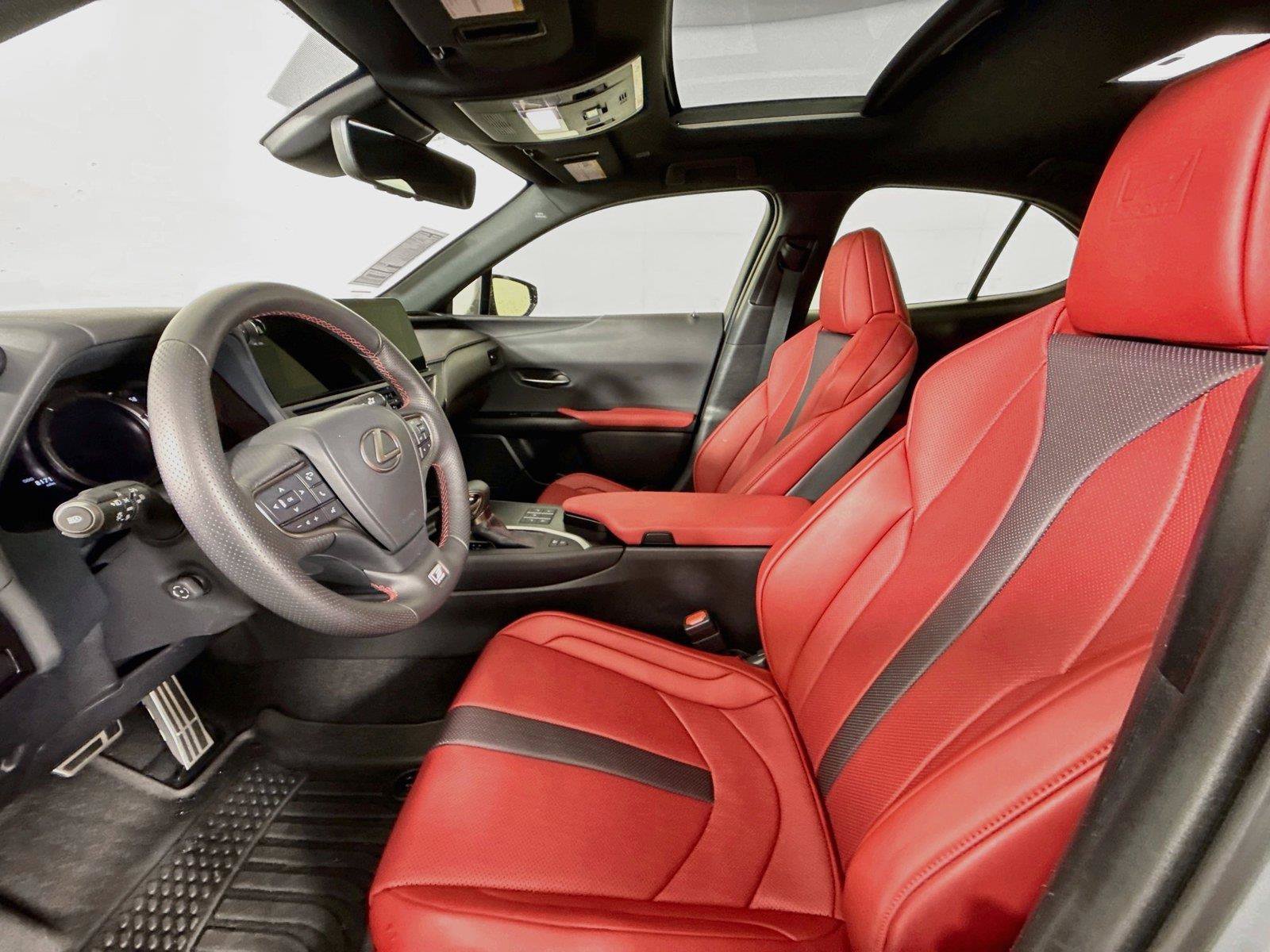 Used 2024 Lexus UX 250h F Sport FWD image 3