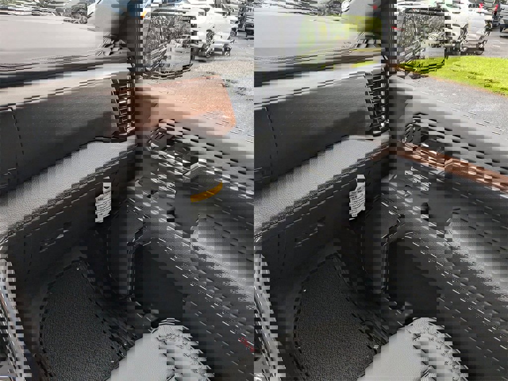 New 2025 GMC Sierra 1500 Denali image 17