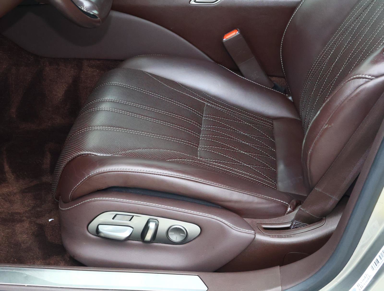Used 2020 Lexus LS 500 w/ Interior Upgrade Package RWD image 13