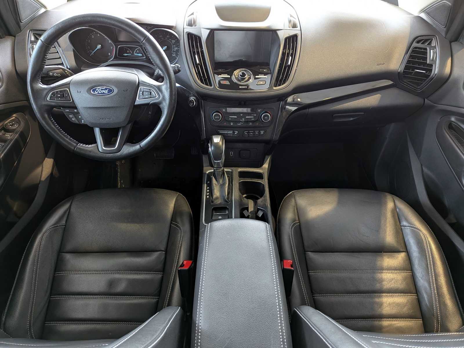 Used 2019 Ford Escape Titanium image 14