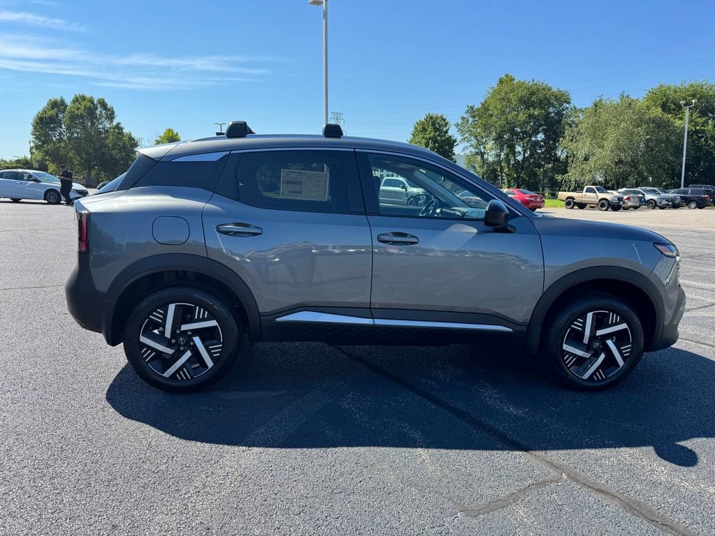 New 2026 Nissan Kicks SV w/ Cold Weather Package FWD image 9
